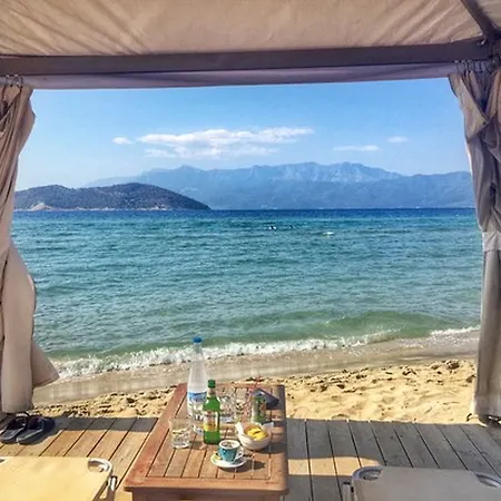 4 Modern In Featuring A Balcony And Views 50m * Paralia Katerinis