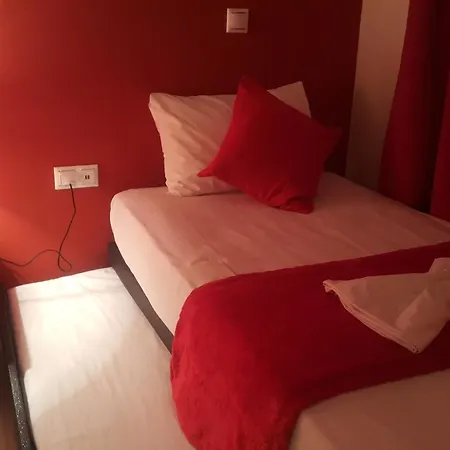 Apartamento 4 Modern In Featuring A Balcony And Views 50m *